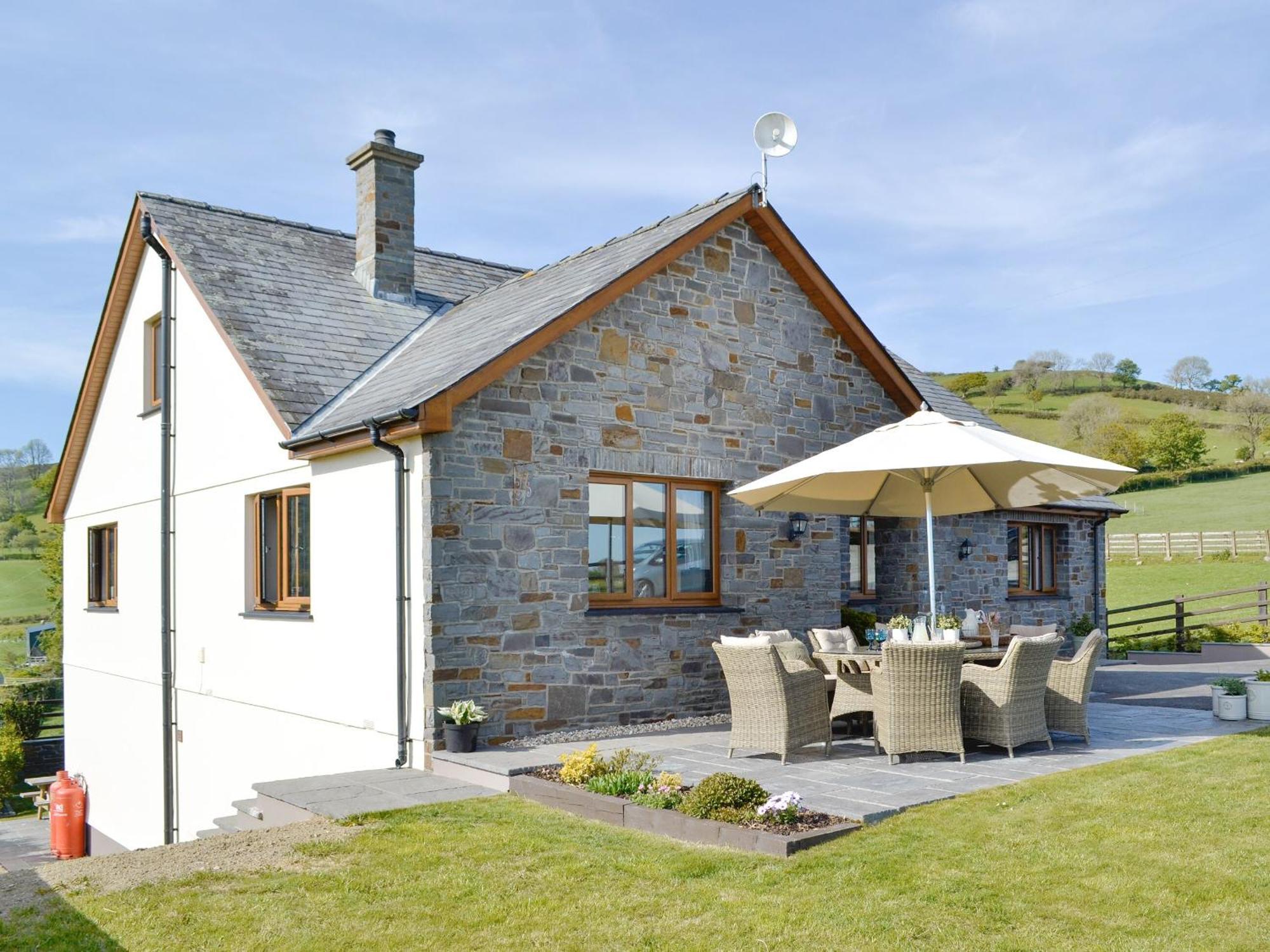 Maes Y Bryn Farmhouse Llanwrda Exterior foto